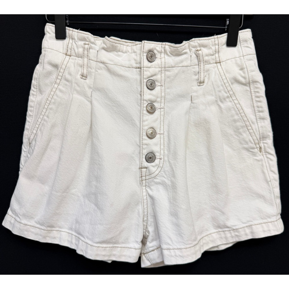 Abercrombie & Fitch Womens Shorts Natural Rise Button Fly White Denim Pleated 26